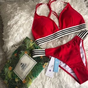 Cupshe Red / Contrast Stripe Trim Bikini SZ: L NWT